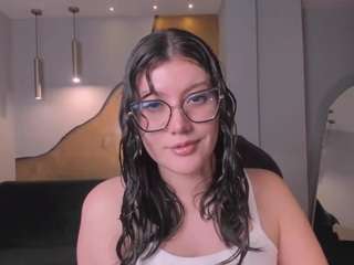 amber-stonee Live Webcam on CamSoda