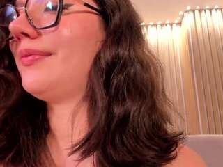 amber-stonee live webcam show