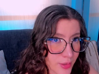 amber-stonee live webcam show