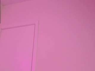 dianagarrett's CamSoda show and profile