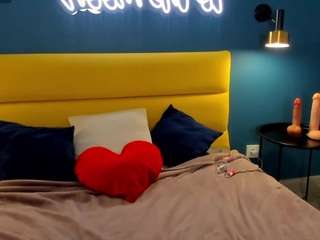 dianagarrett's CamSoda show and profile