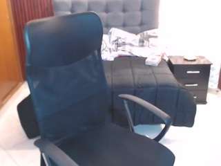 xiimena22love webcam