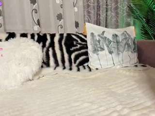Adela26 live webcam show