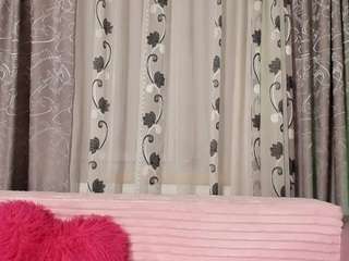 Adela26