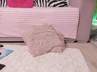 Adela26