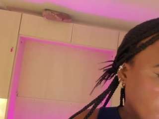 emilyystuart - Cam en Direct