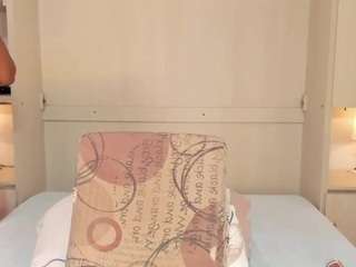 emilyystuart Live Webcam on CamSoda