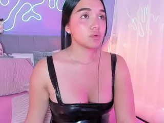 HOTTIE MEL's Live Sex Cam Show