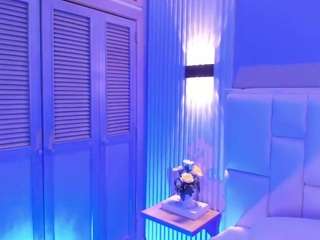 NanaOsaky live webcam show