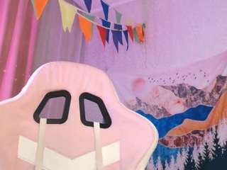 ramona-robbins live cam profile