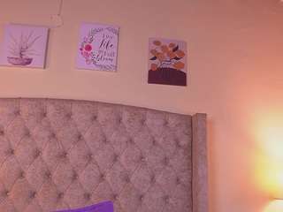 Allissonm's cam show statistics and live stream