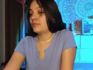 sweetlikeblu Brown live webcam
