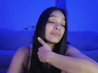 sweetlikeblu's Live Sex Cam Show