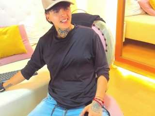  annn-scott chat room