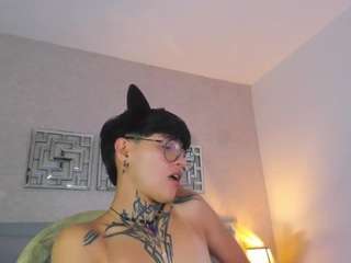 annn-scott Live Webcam on CamSoda
