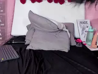 Lya's Live Sex Cam Show