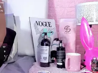 Lya's Live Sex Cam Show