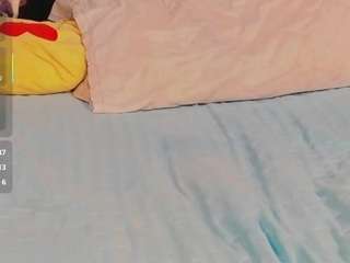 petitelittleebonyy