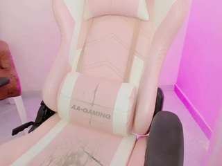 zoeybelair Live Webcam on CamSoda