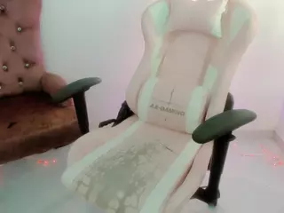 ZoeyBelair's Live Sex Cam Show