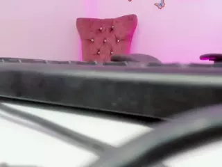 ZoeyBelair's Live Sex Cam Show