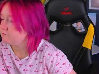  sara-moor chat room