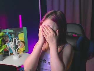 sara-moor chat room
