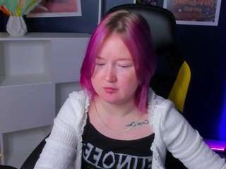  sara-moor chat room