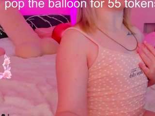  sara-moor chat room