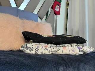 sara-williams1 Young-adult live webcam