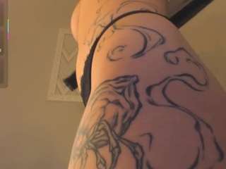 Emma live webcam show