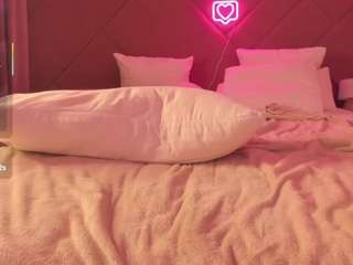Emma live cam preview
