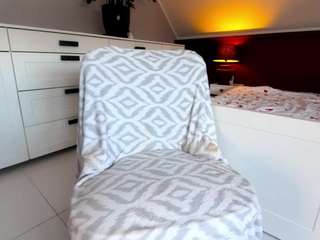 le modèle katrinadee1 est en webcam porno dans un show sur le site camsoda, il possède les tags suivants: amateur,orgasm,lovense,lush,mature,middle-aged,naked,natural,nature,no drinking,no smoking,public,granny,raven hair,sex toys,shaved pussy,skinny,spank,strip,striptease
