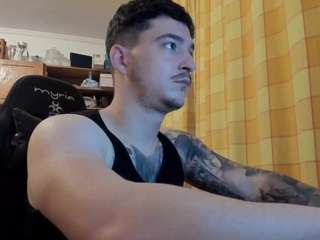 andyansell's CamSoda show and profile