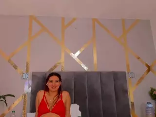Carolinee-Torres's Live Sex Cam Show