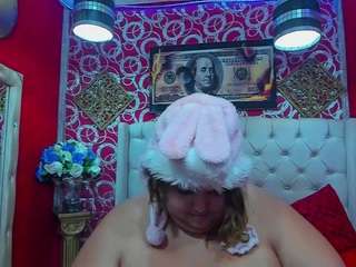 Lisa_hot