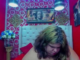 Lisa_hot