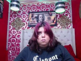 Lisa_hot