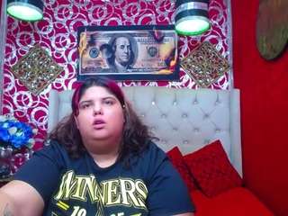 Lisa_hot