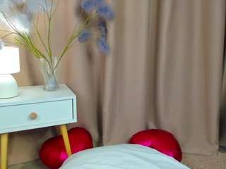 linda-blanc live cam profile