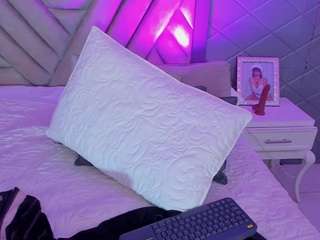 Naomi-haruno live webcam show