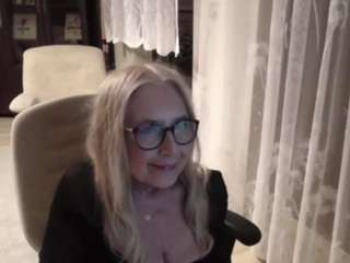 le modèle sofiadream est en webcam porno dans un show sur le site camsoda, il possède les tags suivants: bdsm,fetish,sph,smoking,sexy,sexting,no drinking,mistress,joi,german,bigboobs,foot-fetish,feet,erotic dance,dominatrix,domination,domina,cuckold,cougar,cfnm