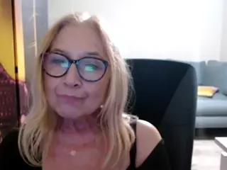 SofiaDream's Live Sex Cam Show
