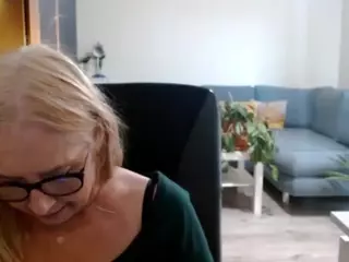 SofiaDream's Live Sex Cam Show