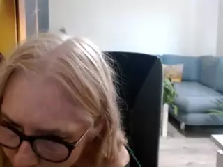 SofiaDream's Live Sex Cam Show