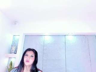 avymilton Live Webcam on CamSoda
