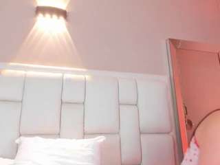 avymilton Live Webcam on CamSoda