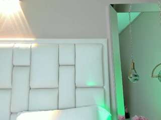 avymilton webcam model