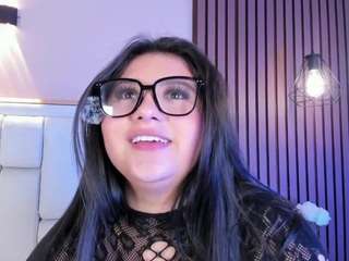avymilton's live room