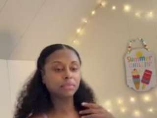 indiarosee Live Webcam on CamSoda
